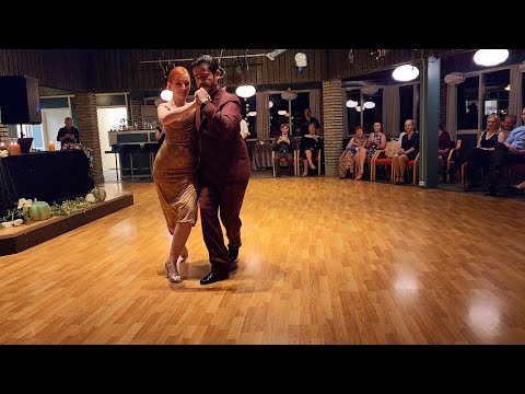 Alejandro Beron & Kelly Lettieri dance milonga El Torito by Canaro in Moss, Norway