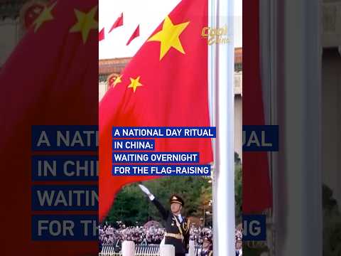 A National Day ritual in China: Waiting overnight for the flag-raising #CoolChina