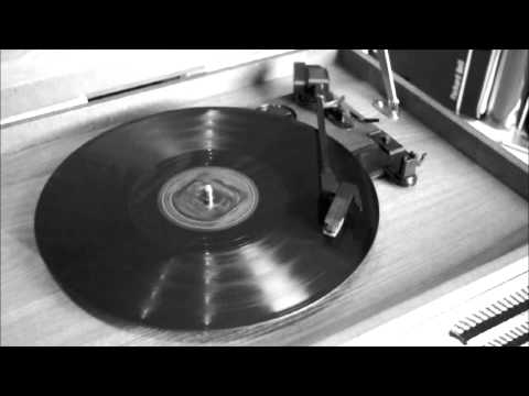 I Can Dream, Can't I? - The Andrews Sisters
