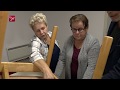 Bejaarden zijn dringend op zoek naar nieuwe stoelen