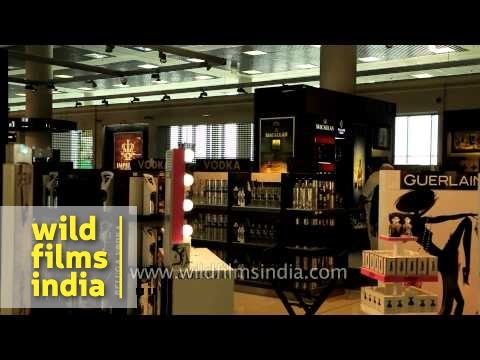 download lagu mp3 mp4 Moscow Airport Duty Free, download lagu Moscow Airport Duty Free gratis, unduh video klip Moscow Airport Duty Free