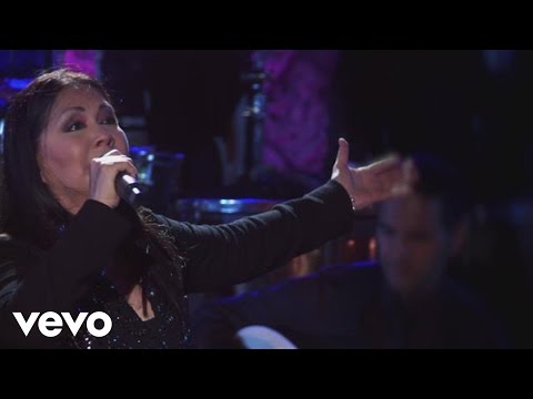 Ana Gabriel - Sólo Quiero Ser Amada (Altos De Chavón Live Video)