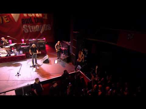 N°3 - Iggy and The Stooges -Gimme Danger  (Live Pression Live au Casino de Paris 2012)