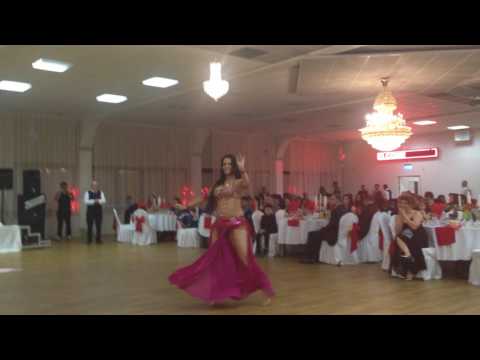 Orientalisk dans med magdansös Selina Sevil - Oriental dance