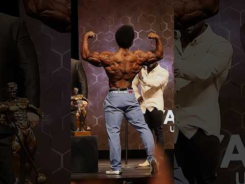Breon Embarrased Chris Bumstead #shorts  #bodybuilding #workout #mrolympia #cbum #classicphysique