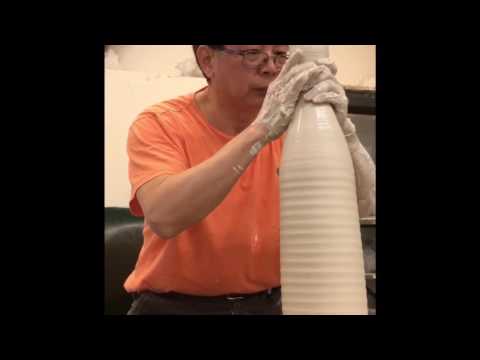 272. Throwing a very Tall Thin-neck Bottle ~ Hsin-Chuen Lin Demo at SBVC Workshop