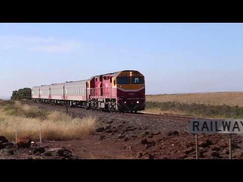V/Line N class at Pomborneit