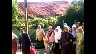 preview picture of video 'strumica hacilari (Haci Yasa Hanim & Haci Seh Dalistan Efendi)'