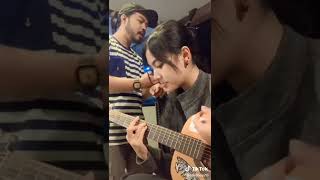 Download lagu cewek cantik jago main gitar #koplo #fyp #cover #shorts mp3 Download lagu cewek cantik jago main gitar #koplo #fyp #cover #shorts mp3