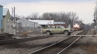 preview picture of video 'Truck drives around gates in front of Amtrak - Ottumwa, IA 12/27/14'