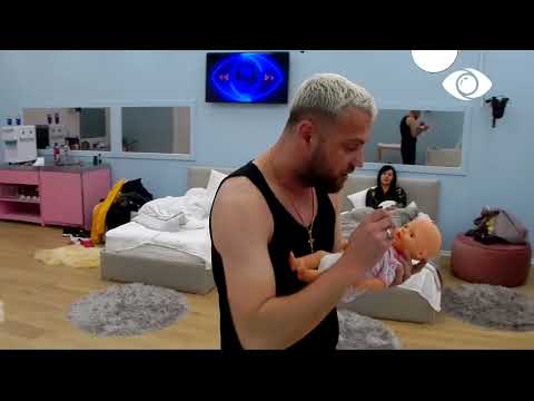 Momente gazmore/ Efi dhe Luizi kujdesen për bebin - Big Brother Albania Vip 2