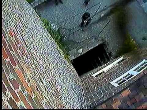Upper Glass Cleaning video.