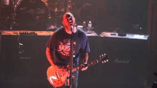 &quot;Throw It All Away&quot; in HD - Staind 11/27/11 Baltimore, MD
