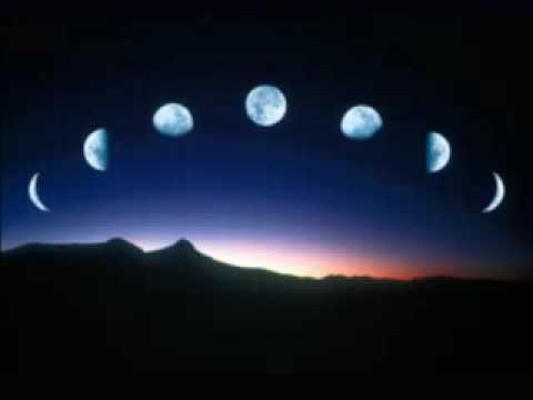 Video thumbnail for La Luna de Marzo