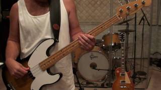 Love for Tender - Elvis Costello bass part