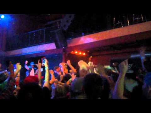 Machine Gun Kelly &  Slim Gudz Crowd Surf