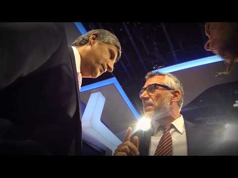 Harvey Friedman am 2.6.2014 mit Finanzminister Michael Spindelegger hinter den Kulissen, Puls4