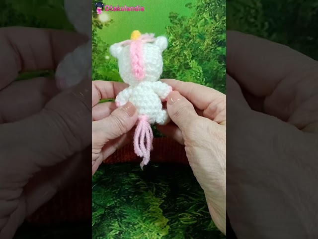 Vídeo relacionado con Amigurumi de fantasía: Unicornios, dragones, hadas...de ganchillo (TENDENCIAS JUVENILES)