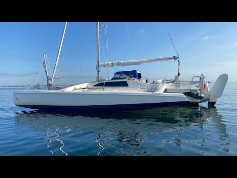 Corsair F27 - Indigo Yachting