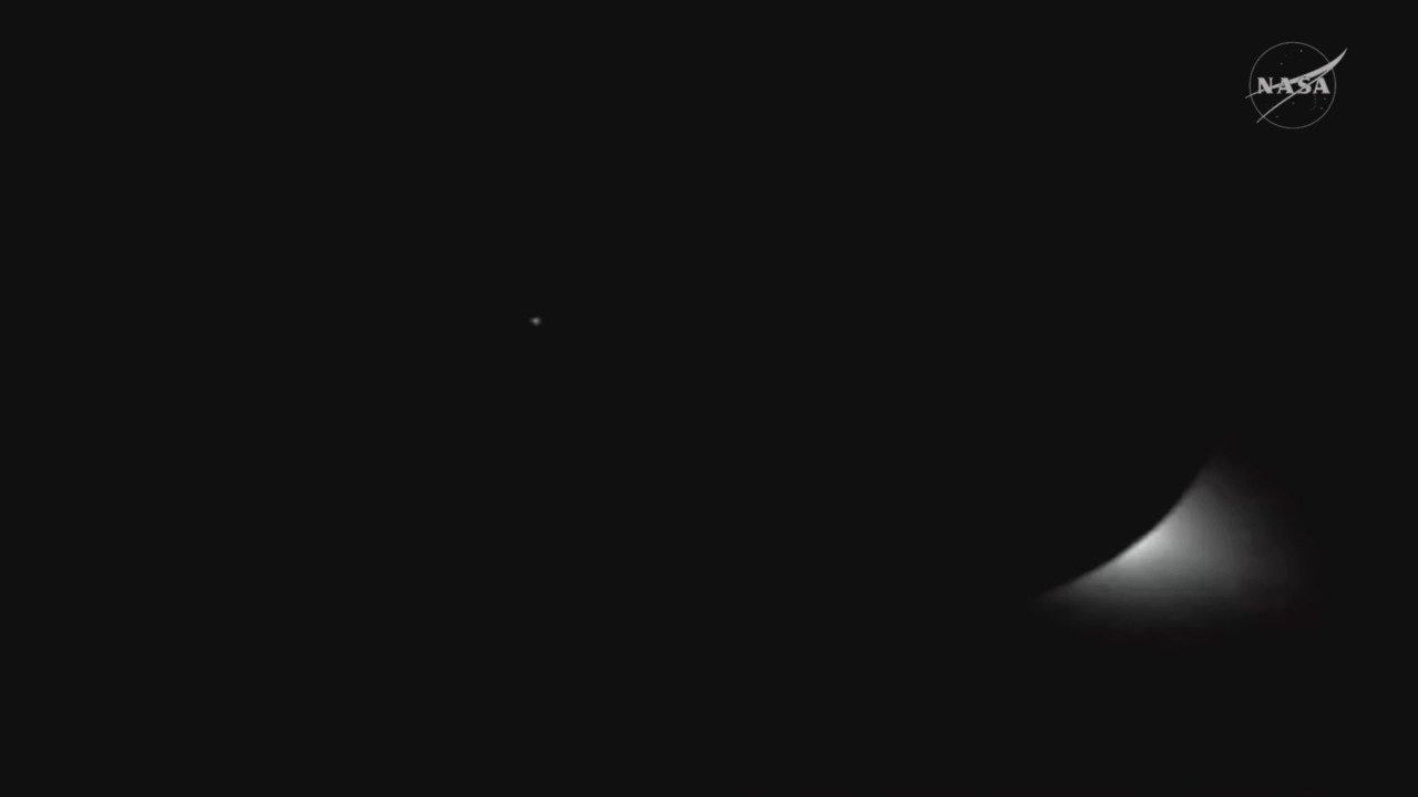 Artemis II: Astronauts describe solar eclipse from space