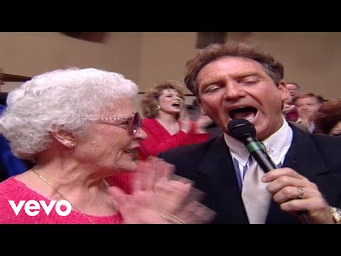 Bill & Gloria Gaither - Heaven's Jubilee [Live] ft. The Gatlin Brothers