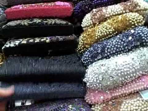 Bolsas clutch no mercado de Hong Qiao