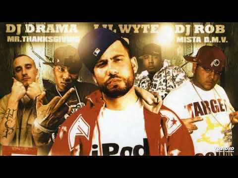 Swizz Beatz Feat. Lil' Wayne, R. Kelly & Jadakiss It's Me Bitches (Remix)