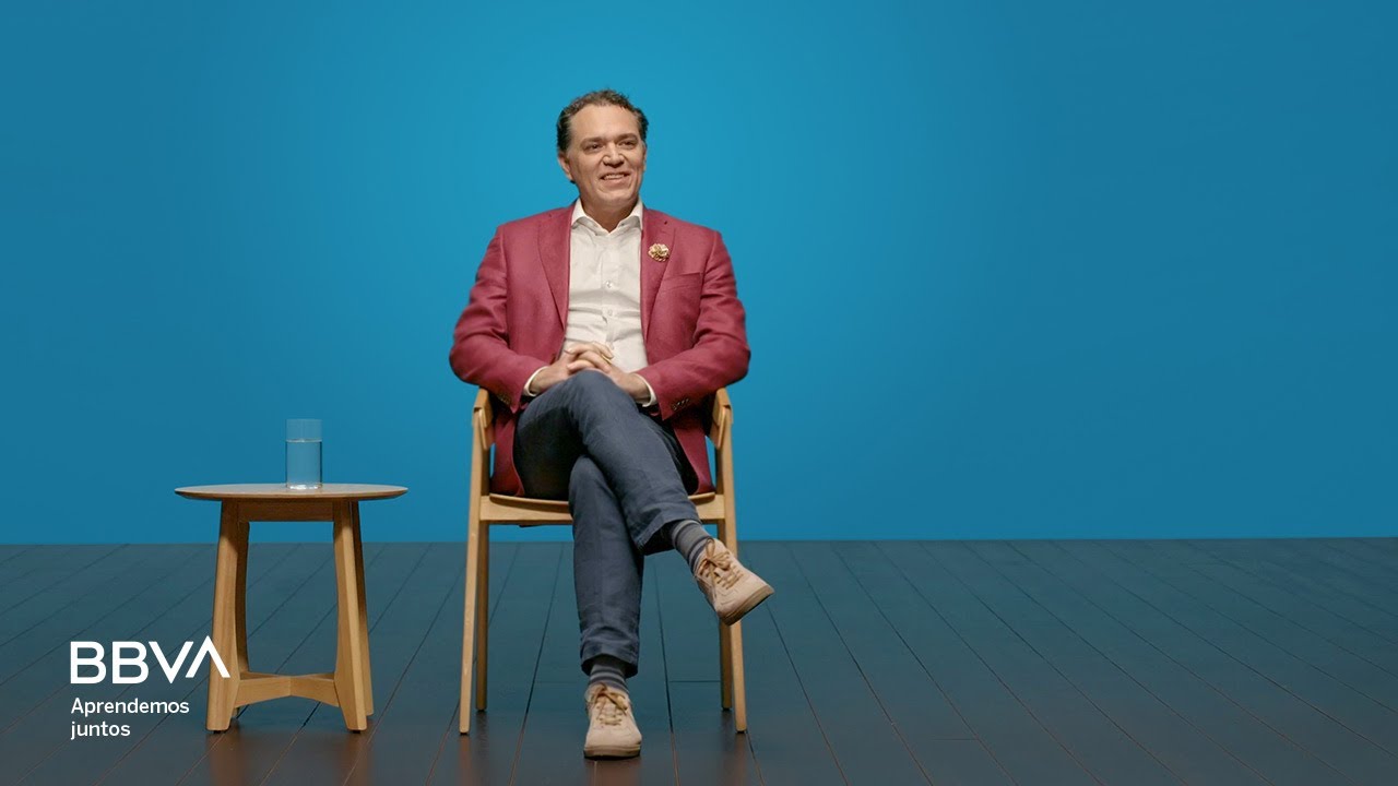 Juan Miguel Zunzunegui: "Somos hijos de dioses en ambos lados del océano"