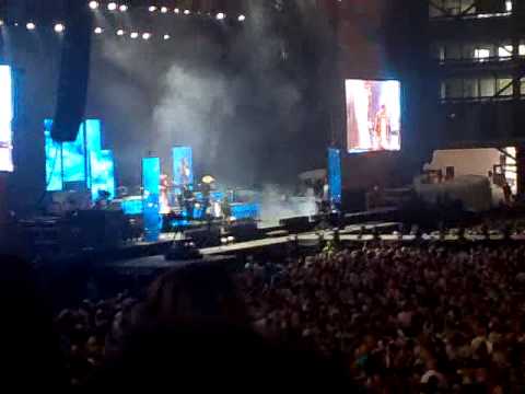 Burhan G - Tættere på himlen Feat. Nik & Jay live i parken 24/7