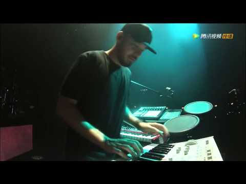 Linkin Park - Robot Boy (Live in Beijing 2015)