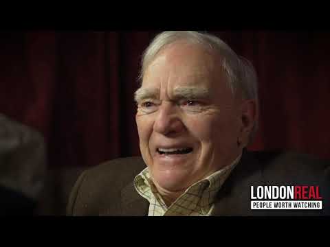 DONALD TRUMP IS A WALKING BULLSHITTER | Robert McKee on London Real