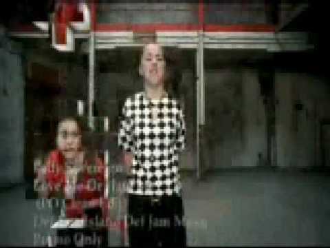 Lady Sovereign feat. MC Hammer - Love me or touch this mash up