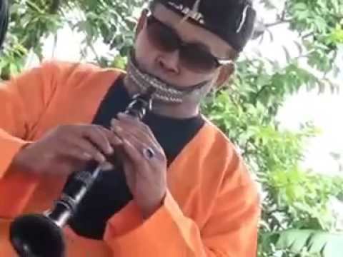 Terompet Sunda   Bangbung Hideung