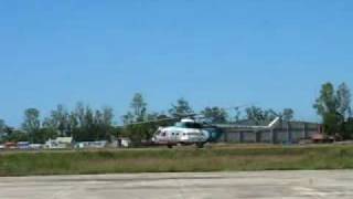 preview picture of video 'UNHAS Mil Mi 171 31 W landing at Laoag airport again'