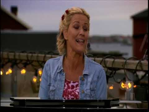 Midsommar vid linden Tina Ahlin