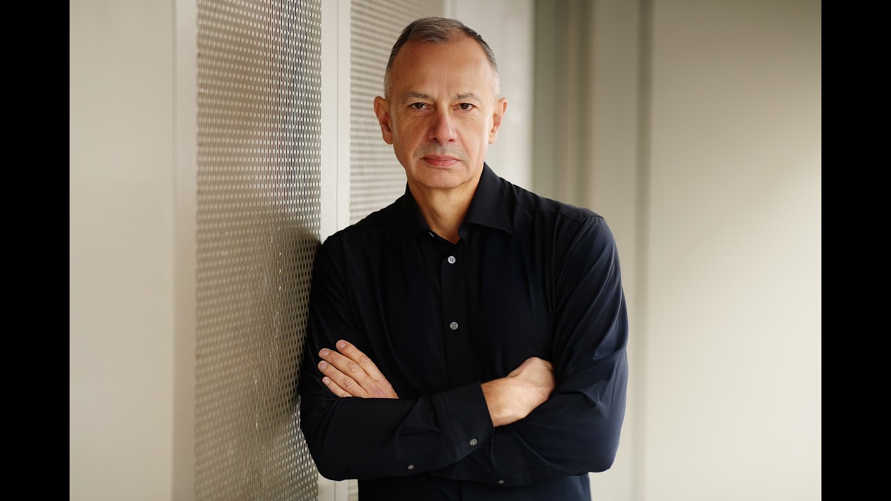 Expert Dr. Martin Hofmann: Who runs the company when the AI agents do the work?| ESMT Insight Hour