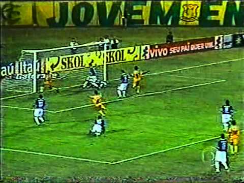 2005: Cruzeiro 2x1 Brasiliense