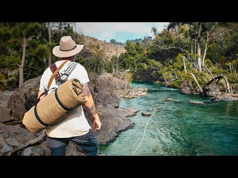 Swag/Bedroll Bushcraft Camping Challenge (Minimal Gear)