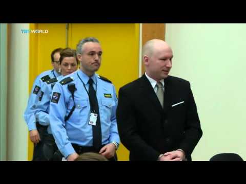 Norwegian mass killer in court for second day of case