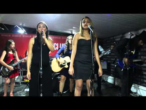 Somclub TV - 04.09.2015 - Palco Somclub (Performance) Boa sorte - Vanessa da Mata