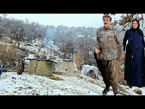 Hunting in the snow by this nomadic man | Iranian nomadic life in the snow