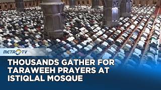 Download lagu Ribuan Orang Berkumpul di Masjid Istiqlal Jakarta untuk Salat Tarawih Menandai Awal Bulan Ramadan mp3