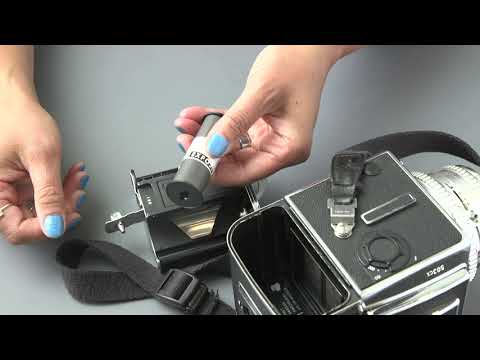 Hasselblad - Film Load/Unload