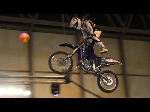 Motocross vs Football