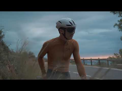 HJC BICYCLE HELMETS REINVENTED [COLORIPOSTO]