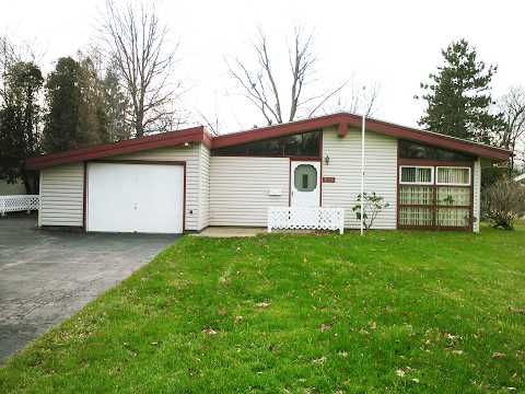Completely Renovated Highly Sought Ranch Style Home for Rent - 3 Beds/1.5 Baths! property video