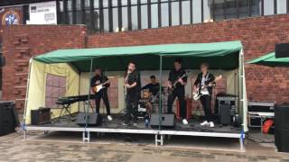 THE WIRES - KUNG FÖR EN DAG (MAGNUS UGGLA)