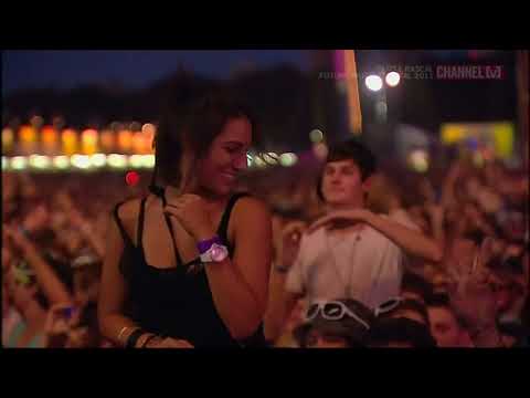 Dizzee Rascal - Dirtee Disco (live at Future Music Festival, 2011)