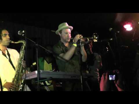 Cornel Campbell & Soothsayers - Queen Of The Minstrel (live) - 26 July 2012