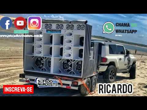 DM PISADINHA OLHA O BUMBUM REBOLANDO